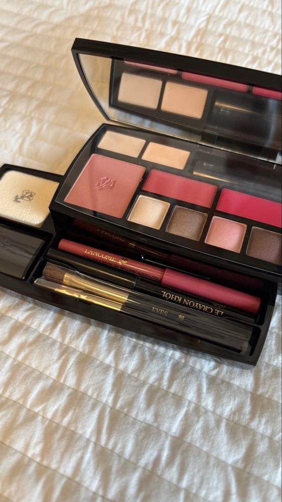 Lancome Absolu Voyage Makeup Palette Unused