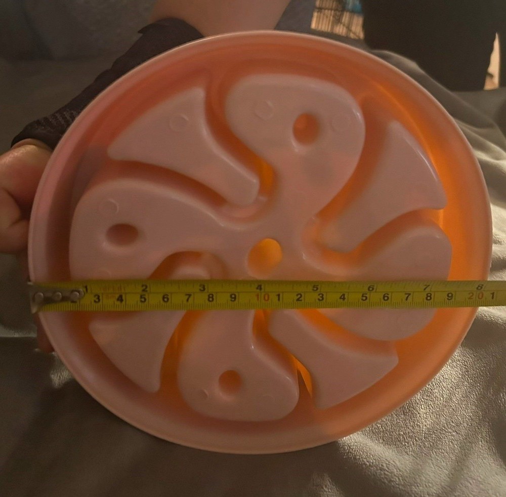 Pet Slow Down Feeding Dish, 8" Pink