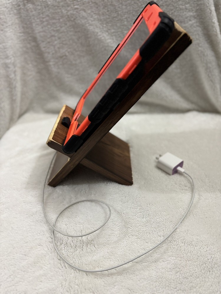 Customizable wood Tablet/comic/magazine/book/Ipad/Iphone Holder