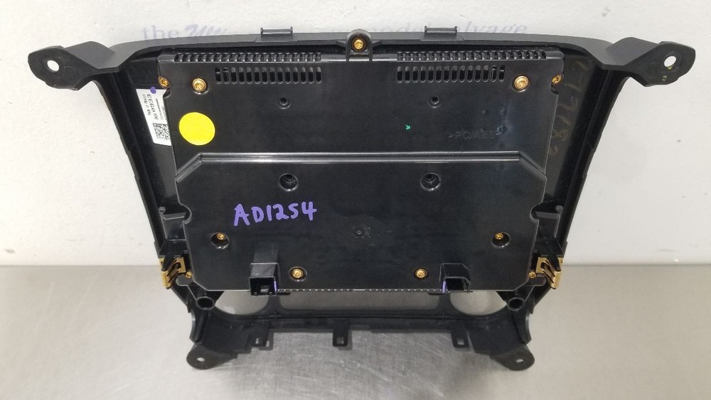 18 CHEVY SILVERADO 1500 RADIO AUDIO INFORMATION DISPLAY AND CONTROL PANEL
