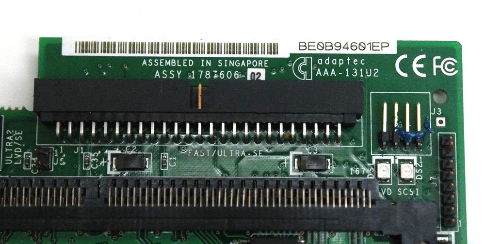 NEW ADAPTECH AAA-131U2 SCSI RAID CONTROLLER CARD AAA131U2