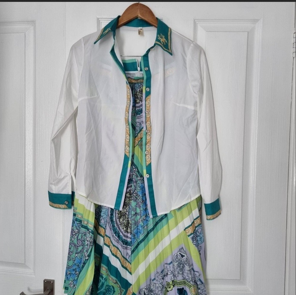 beautiful set shirt and skirt