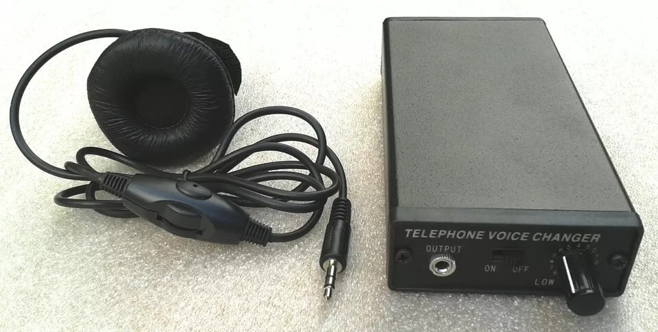 ELECTRONIC TELEPHONE SECURITY VOICE CHANGER, 16 DIFFERENT VOICE ALTERING LEVELS.