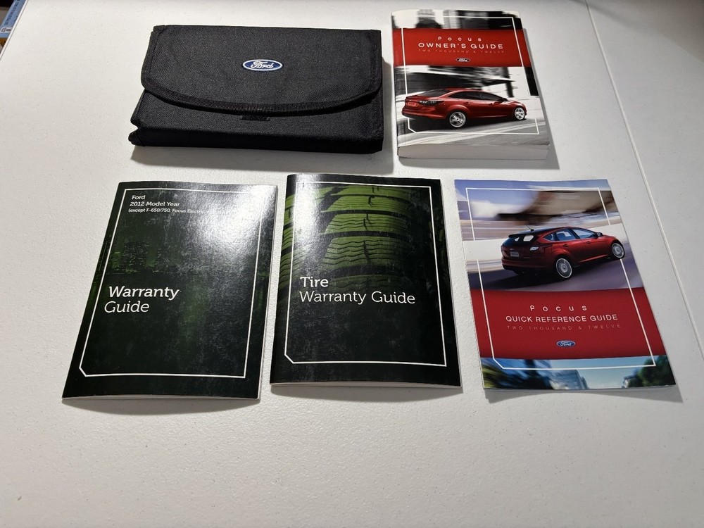 2012 Ford Focus Owner's Guide OEM Set