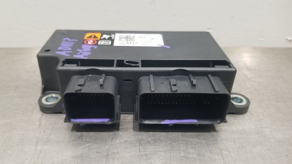 21 CHEVY SILVERADO 2500 SRS BAG MODULE 13534411