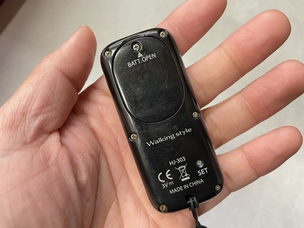 Omron HJ-303 Tri-Axis Pocket Pedometer - Tested