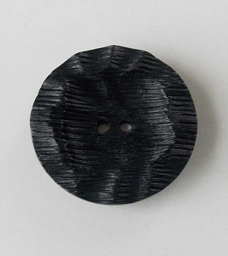 ONE LARGE SINGLE VINTAGE BLACK PLASTIC 1 3/4" DIA. ROUND 2-HOLE STATEMENT BUTTON