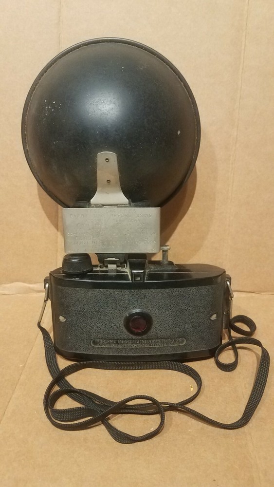 Fed-Flash Type A Shutter Camera Federal Mfg & Engineering Corp