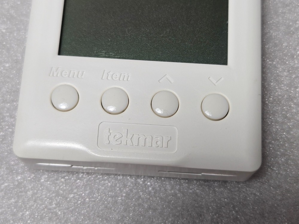 Tekmar 512, Two Stage Heat / Heat - Cool Programmable Thermostat