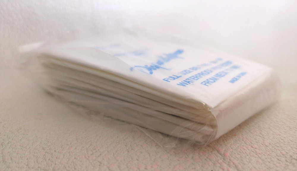 10 Polyethylene Disposable Aprons White 24" x 42"