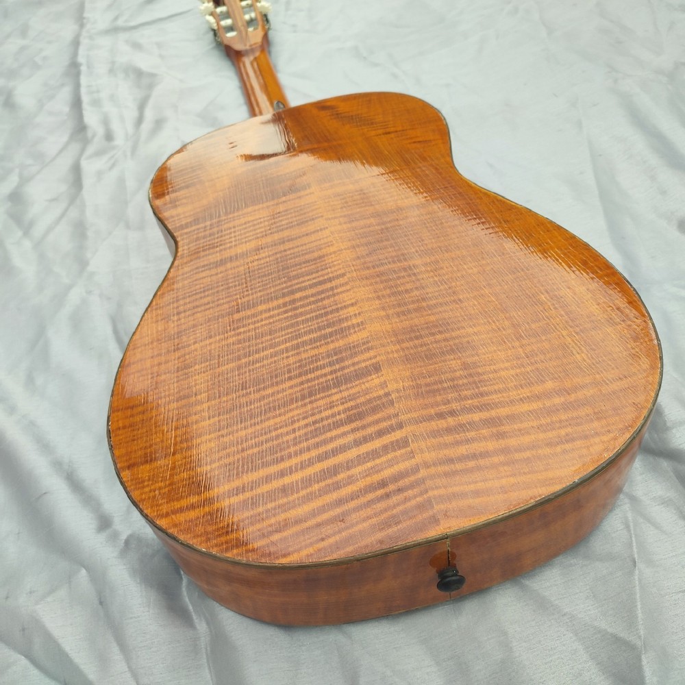 Klasszikus gitár, Hubert Heerbeck gitár