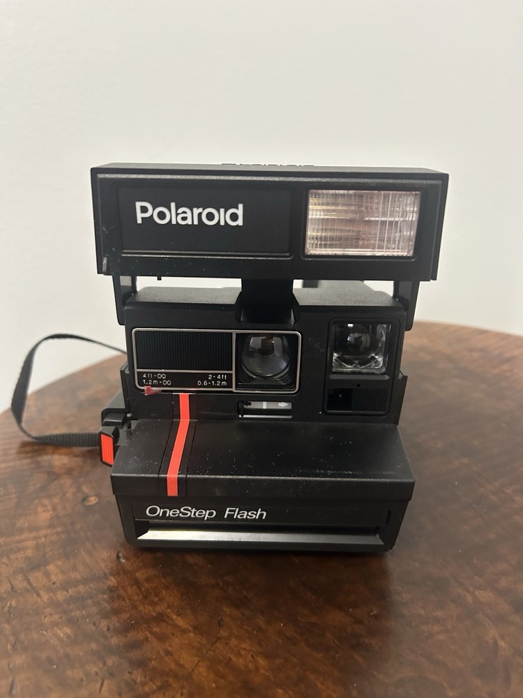 Polaroid One Step Flash Instant Camera Vintage With Strap And Bag.