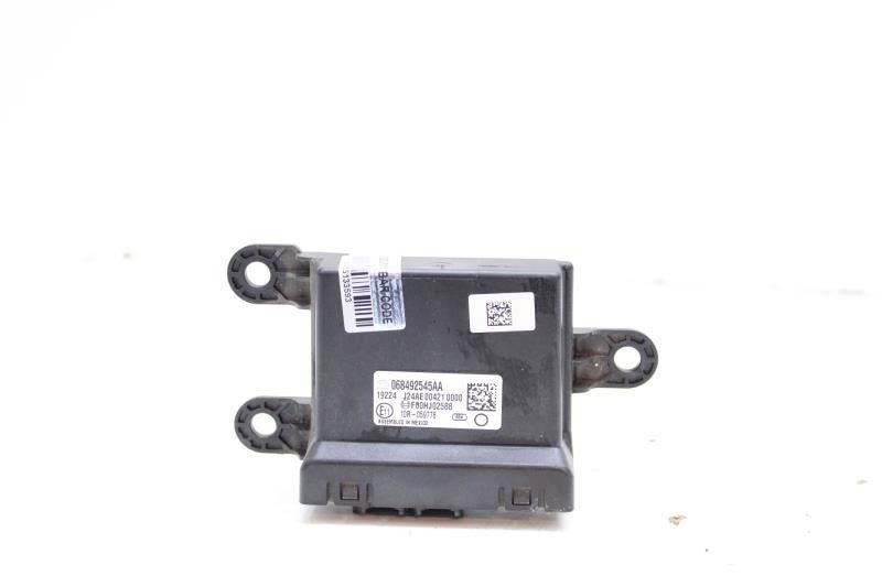 2018-2020 Ram 2500 3500 Network Gateway Control Module 68492545AA OEM