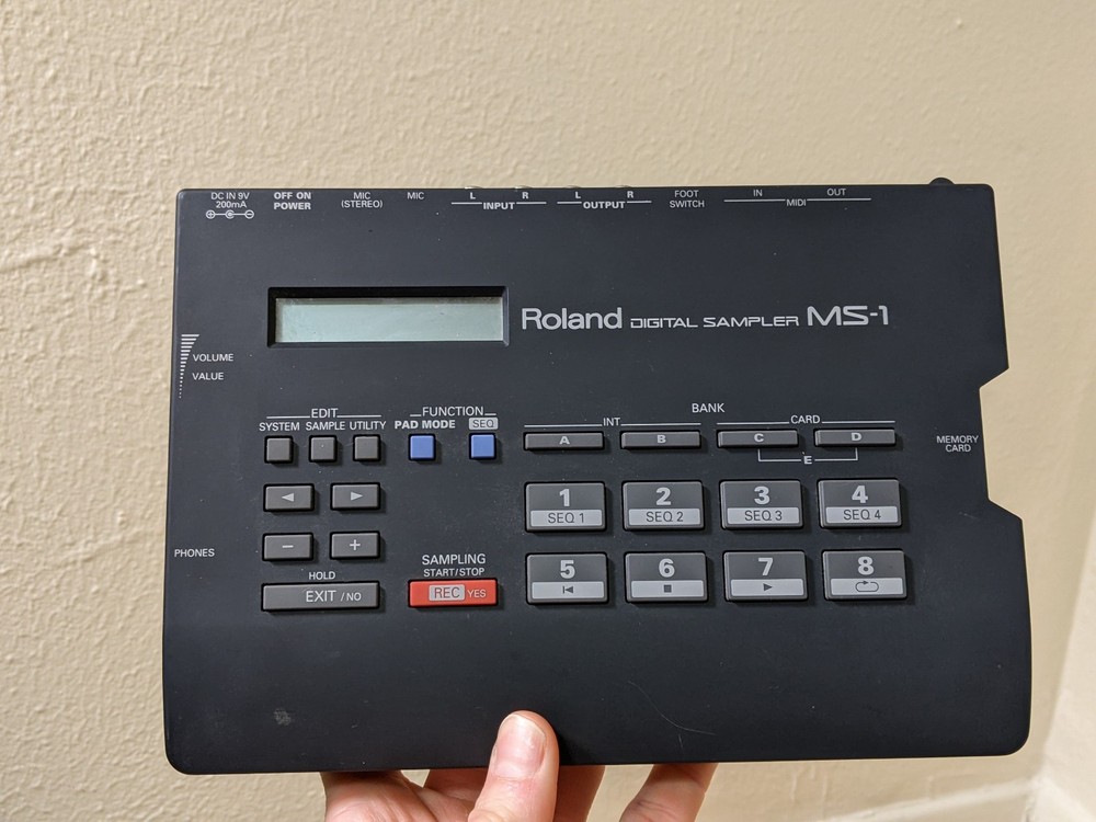 Roland MS-1 Compact Digital Sampler Looper - free returns