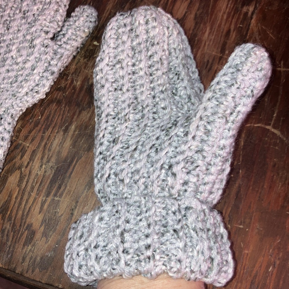 Handmade Mitten S