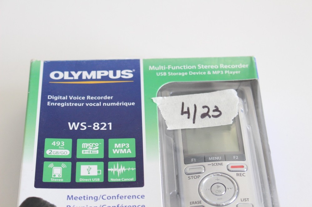Olympus Digital Voice Recorder WS-821 OPEN BOX 4/23