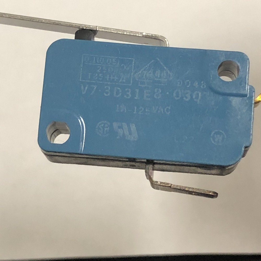 V7-3D31E8-030 MICROSWITCH