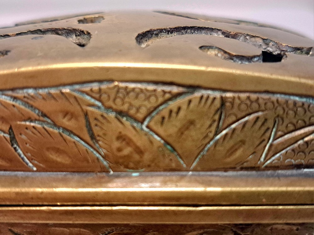 19 c Bronze Incense Box Burner Indochina