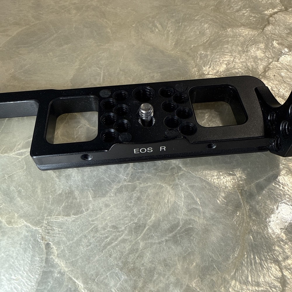 Camera Cage For Canon EOS R Digital Mirrorless Cameras & SmartRig top handle