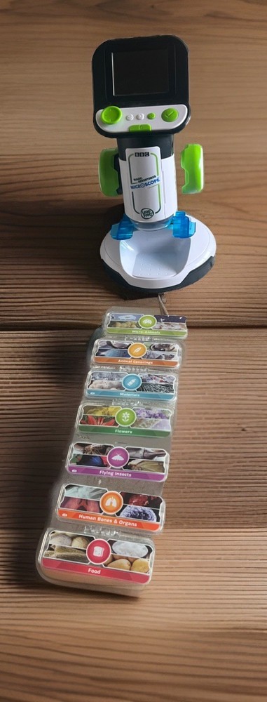 LeapFrog Magic Adventures Microscope with Seven Slides WORKING