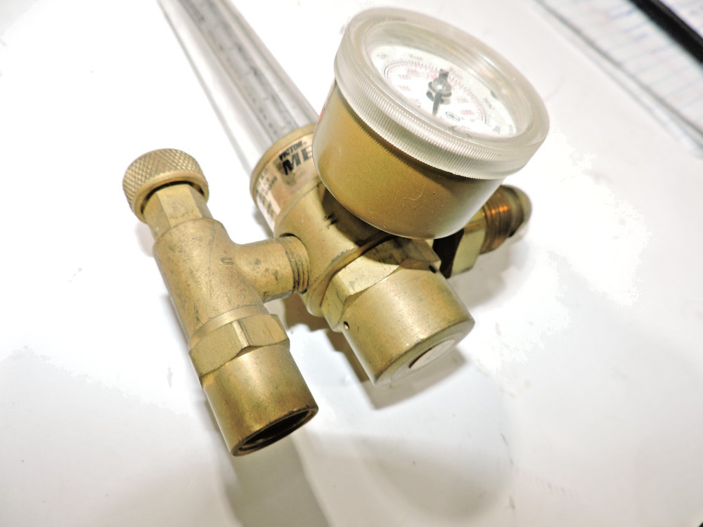 Victor® Medalist HRF 1480-580 single outlet Argon / Co2 Regulator Nice