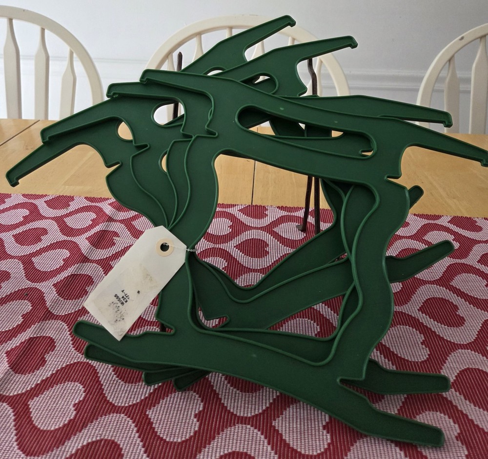 4 Light Cord Storage Holders  All-Purpose - NEW