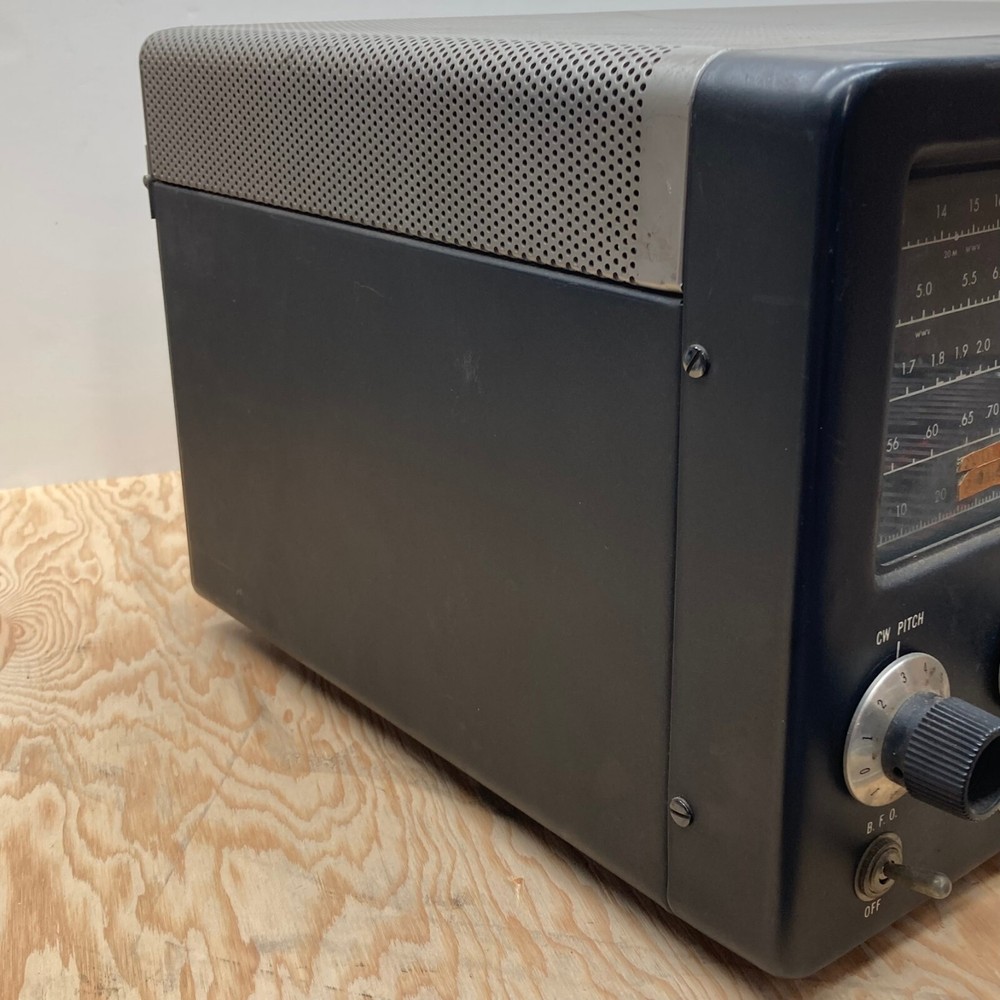 Hallicrafters SX-71 Shortwave Radio Receiver