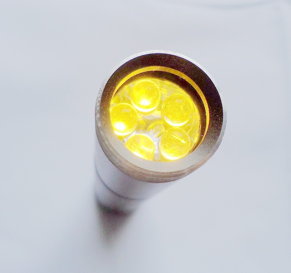 Monochromatic Light source for Gems Refractometer. Gemstone Gemological Testing