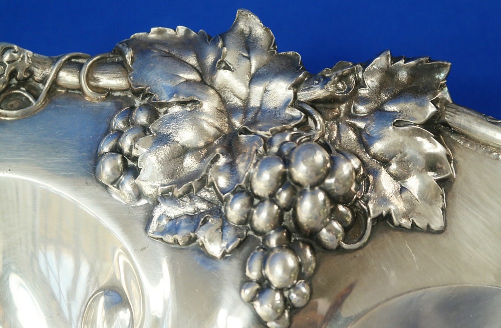 Reed & Barton Silverplate Shell Shaped Footed Bowl 11"