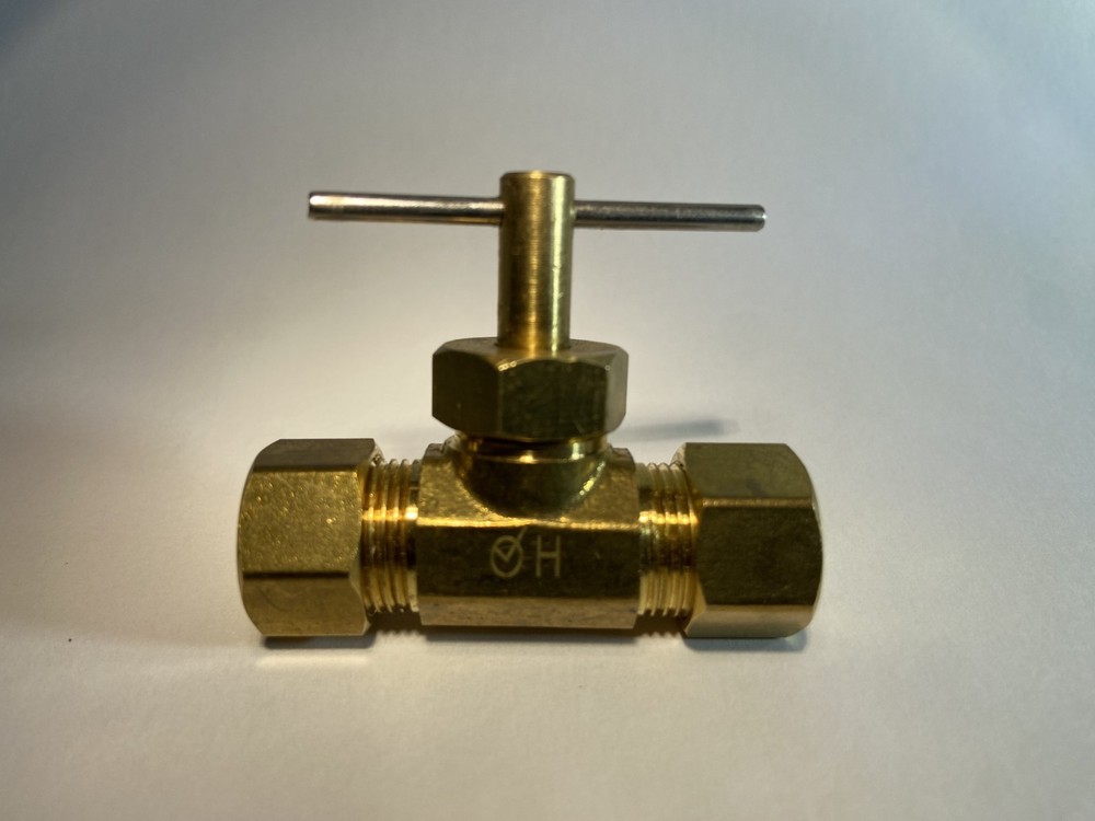 Samons 3/8-Inch Comp X Comp Straight Needle Valve Lead Free