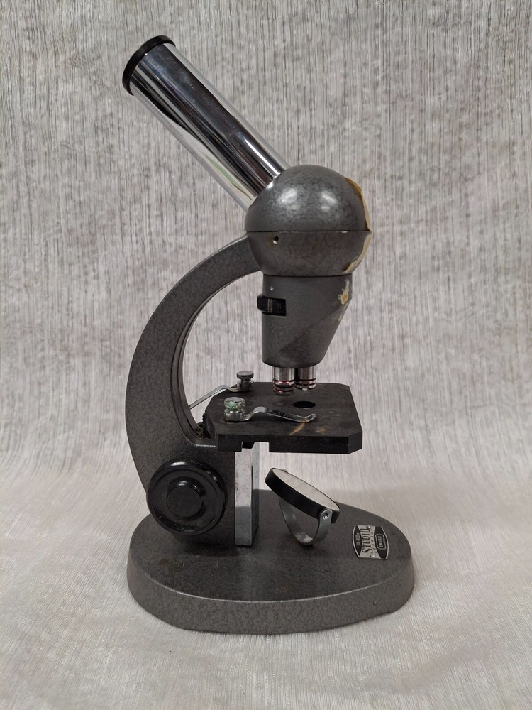 Studio Germany Enuro Optic 50-400x Microscope with Books