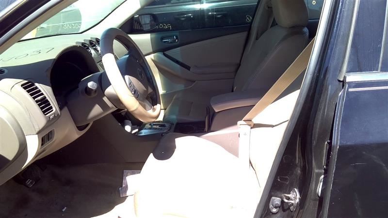 ALTIMA 2010 High Mounted Stop Light 1036785021