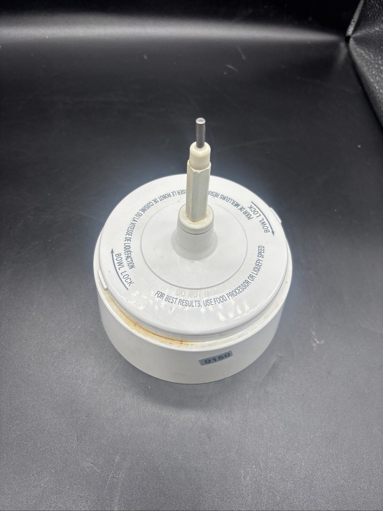 Cuisinart AFP-7 Food Processor Replacement Part GEAR SPINDLE BASE