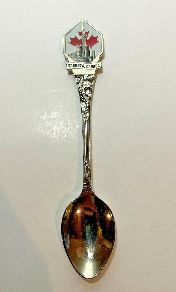 Vintage Souvenir Spoon - Toronto Canada CN Tower (Heart Canada)