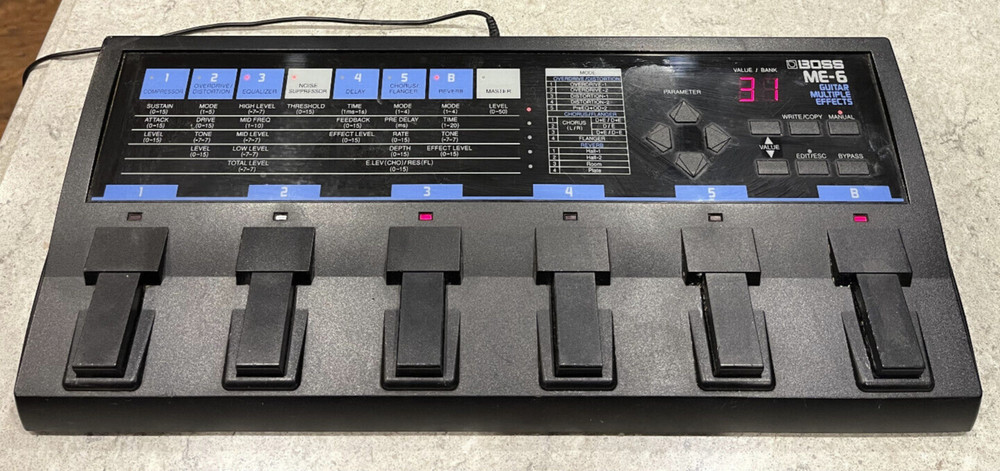 Boss ME-6 Guitar Vintage Retro Digital Multi-Effects Processor Pedal