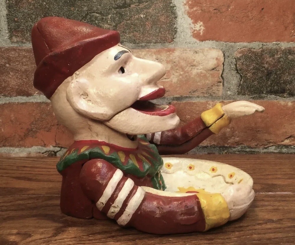 Cast Iron Jolly Jester Clown Mechanical Hubley Nutcracker with Shell Dish