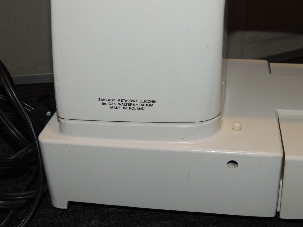 Finesse 834 Sewing Machine