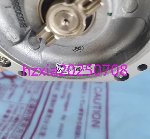 1pc new Mitsubishi QSA17-020 encoder