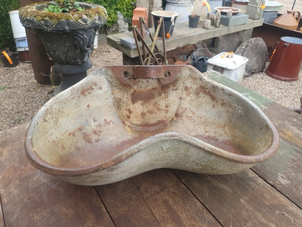 Vintage Bamfords Drinker Wall Bird Bath Cast Iron Reclaimed