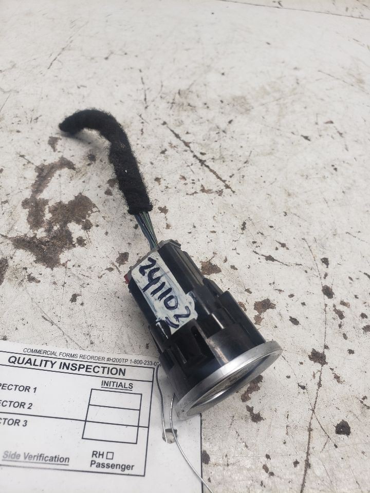 Ignition Switch Fits 2015-2022 CANYON OEM