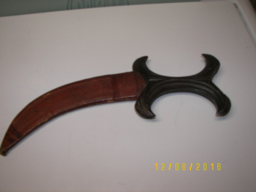 `Vintage Hand Crafted Dagger