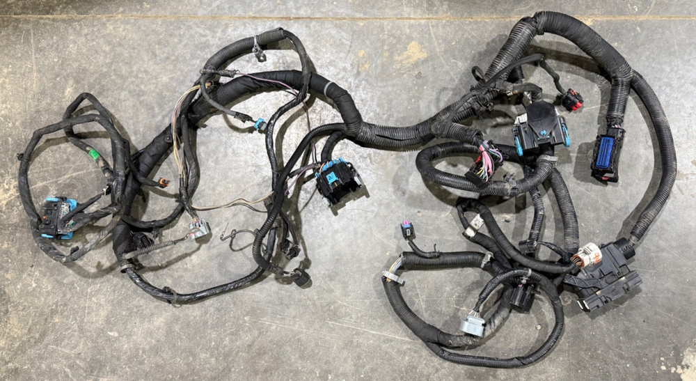 Duramax LML Lower Engine Wiring Harness 22899876