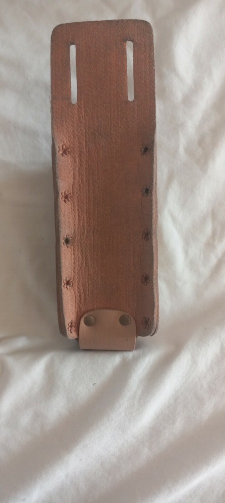 Klein leather Flashlight Holder for Tool Belts Klein Tools 5129 electrical