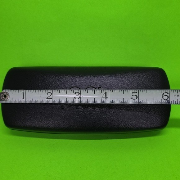OGI Eyeglass Black Clamshell Case (Case Only)