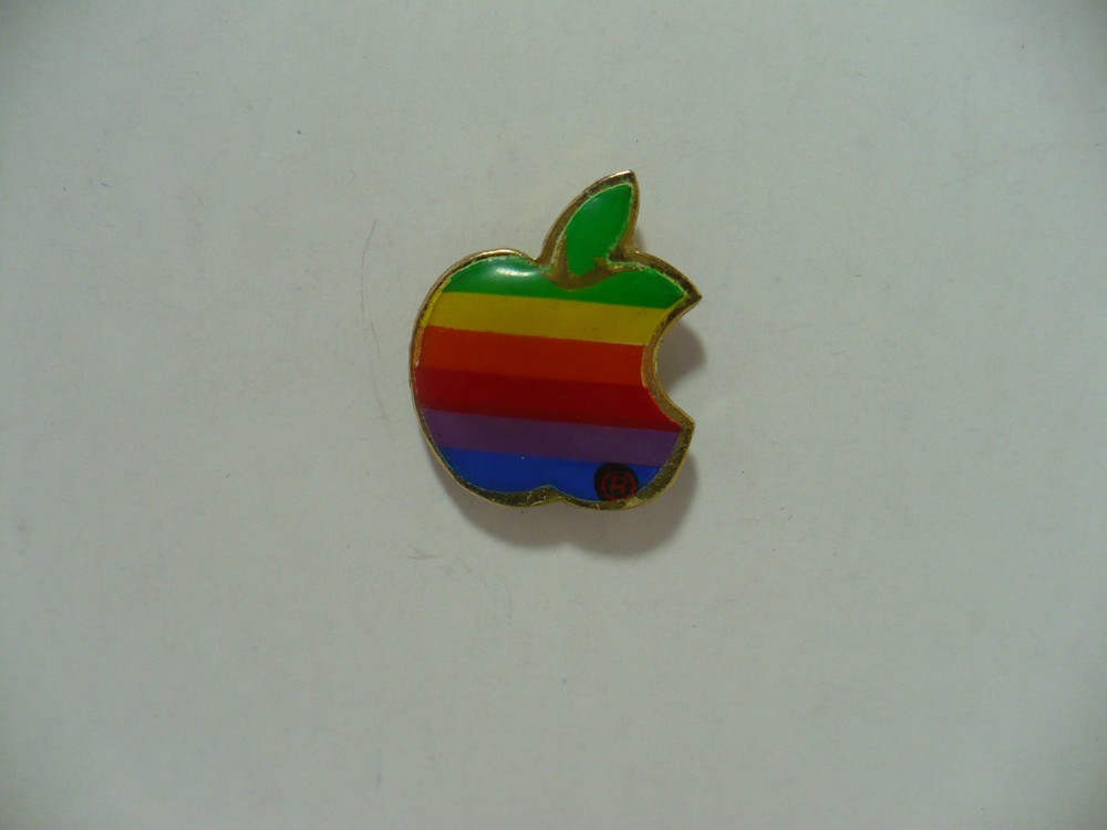 Vintage Apple Computer Rainbow Logo Pin Lapel  R.  AUTHENTIC