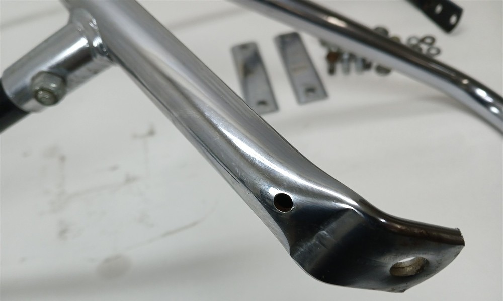 Harley-Davidson 2002 Road King Saddlebag Guard Rails