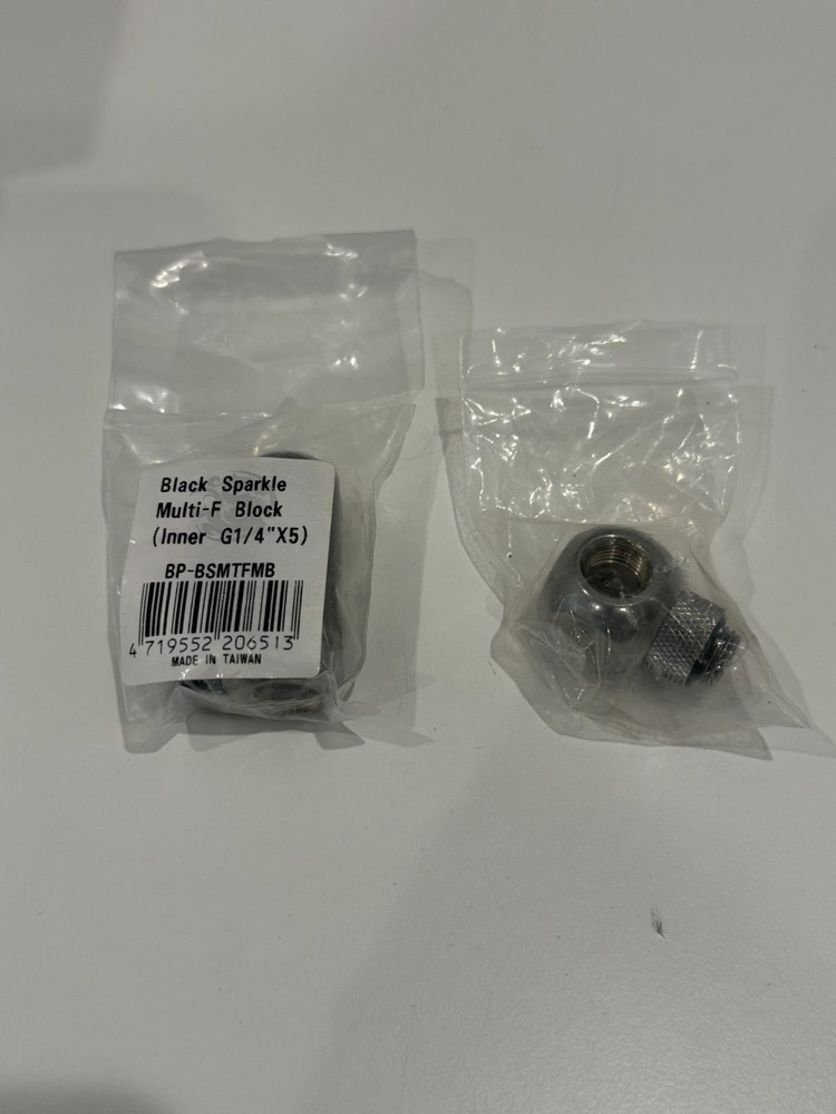 Bitspower Black Sparkle G1/4" Multi-F-Block + Q-Rotary 30° Extender