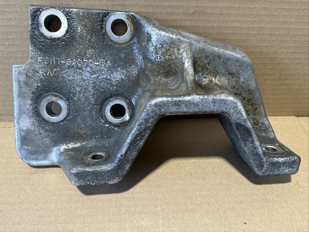 CAT C12 Left/Driver Engine Mount Part # F6HT-6A070-EA
