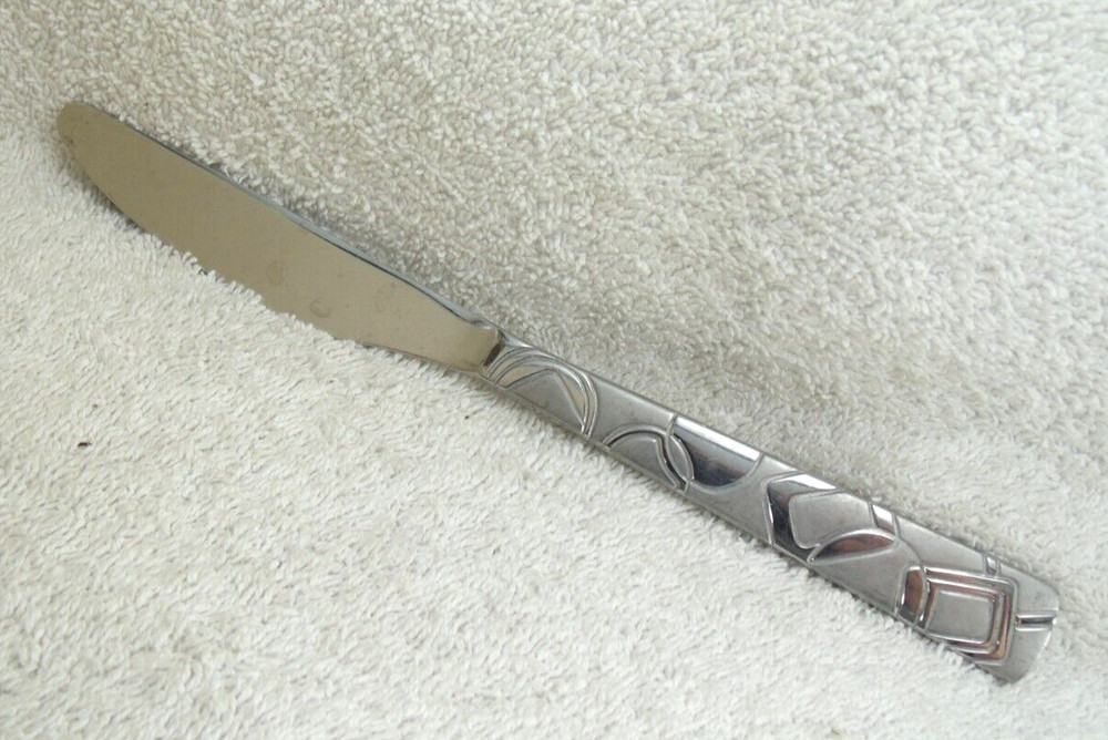 Erika Sand Dinner Knife Cambridge Stainless Flatware