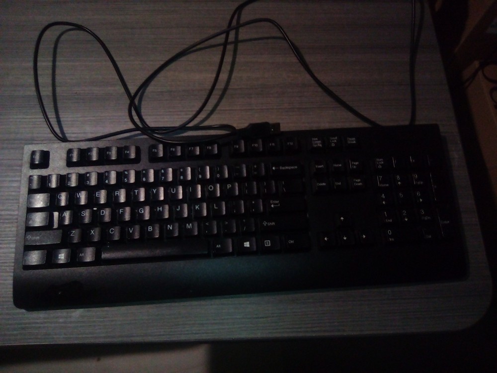 LENOVO KEYBOARD USED WORKS FINE